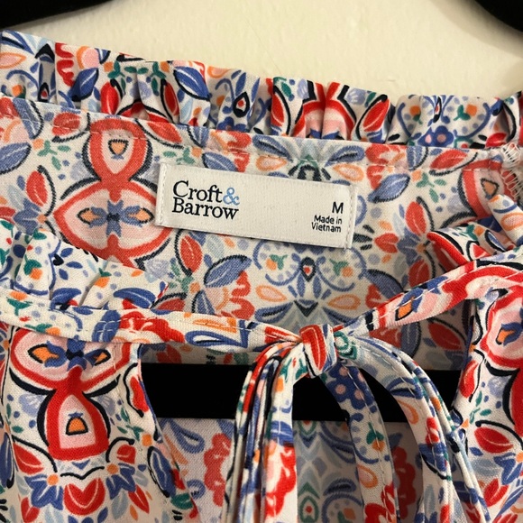 Croft & Barrow Red and Blue Patterned Blouse - Picture 4 of 4